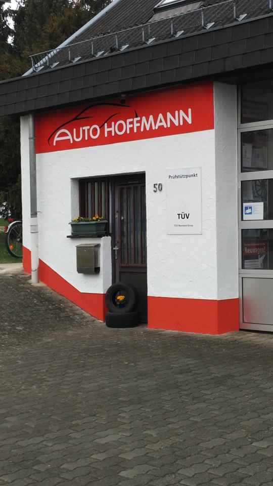 Eingang und TÜV-Prüfstützpunkt von Auto Hoffmann